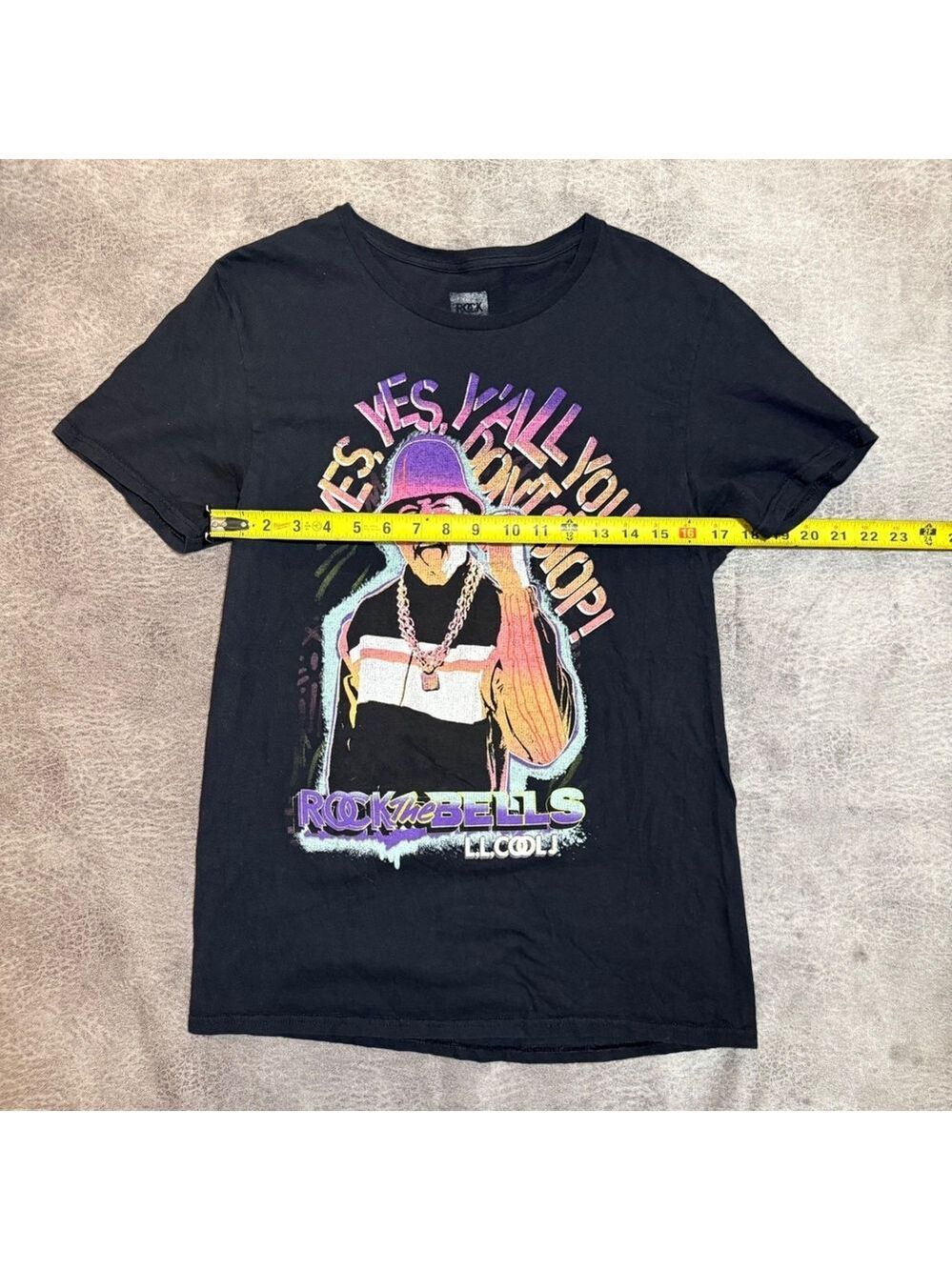 LL Cool J Rock The Bells Graphic Tee Mens Size Medium Black Hip Hop Rap T-Shirt - Picture 5 of 5